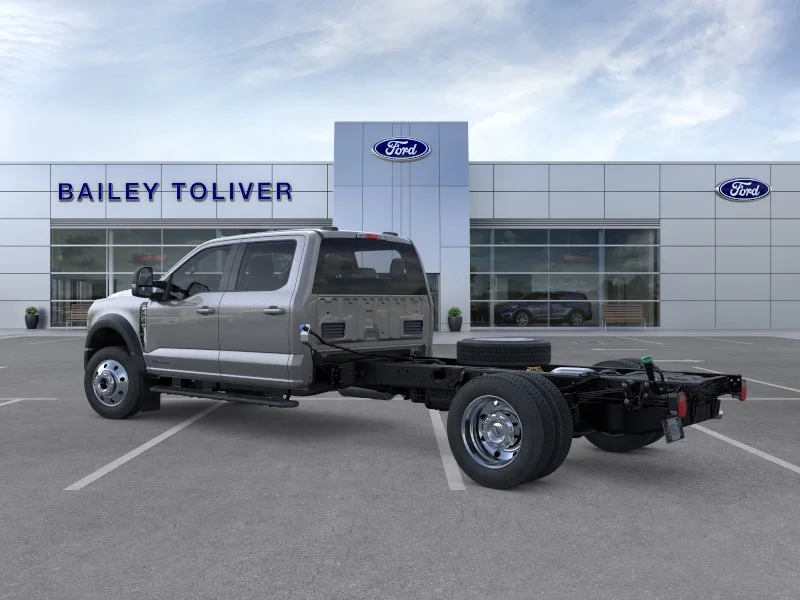 New 2026 Carbonized Gray Metallic Ford F-550® LARIAT® image 4