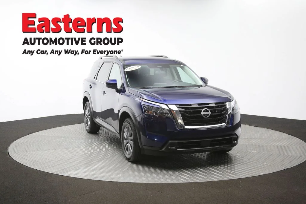 Used 2025 Blue Nissan SV image 50