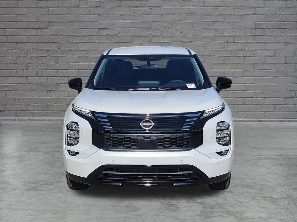 New 2026 White Nissan SL image 2