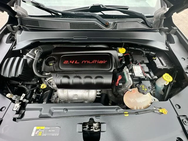 Used 2018 Gray Jeep Latitude image 27