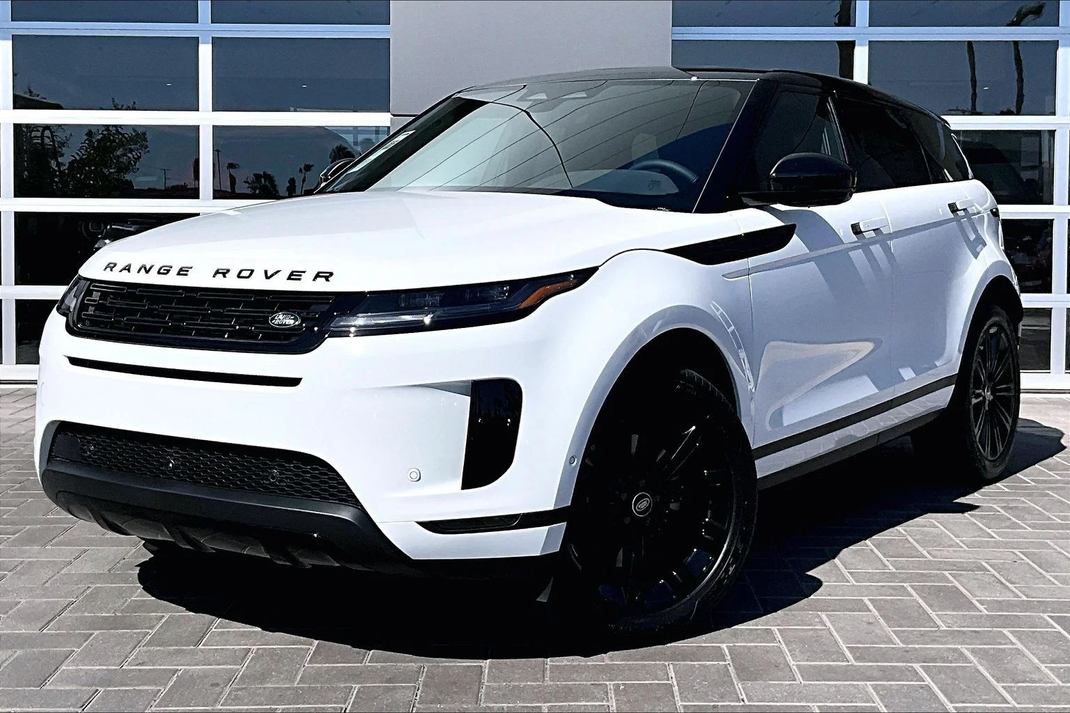 New 2026 Fuji White Land Rover S image 1
