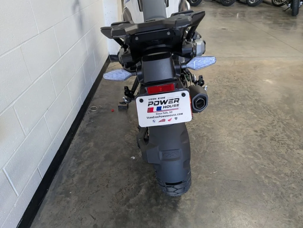 New 2025 LIGHT WHITE BMW 1300 GS Light White image 9