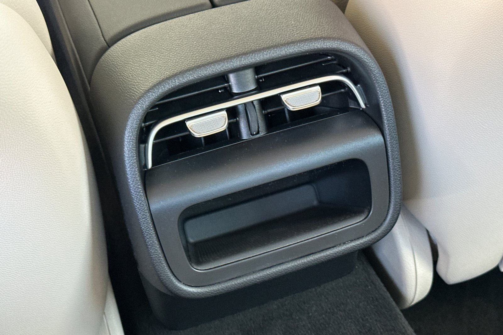 2026 Mercedes-Benz E-Class E350 - Photo 26
