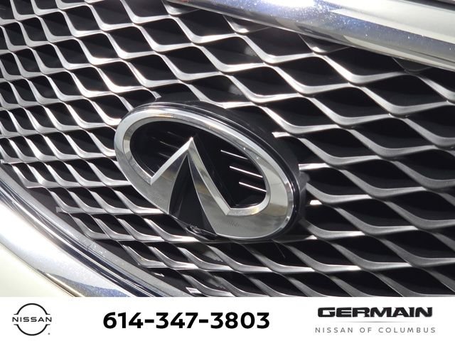 Used 2017 White INFINITI Base image 14