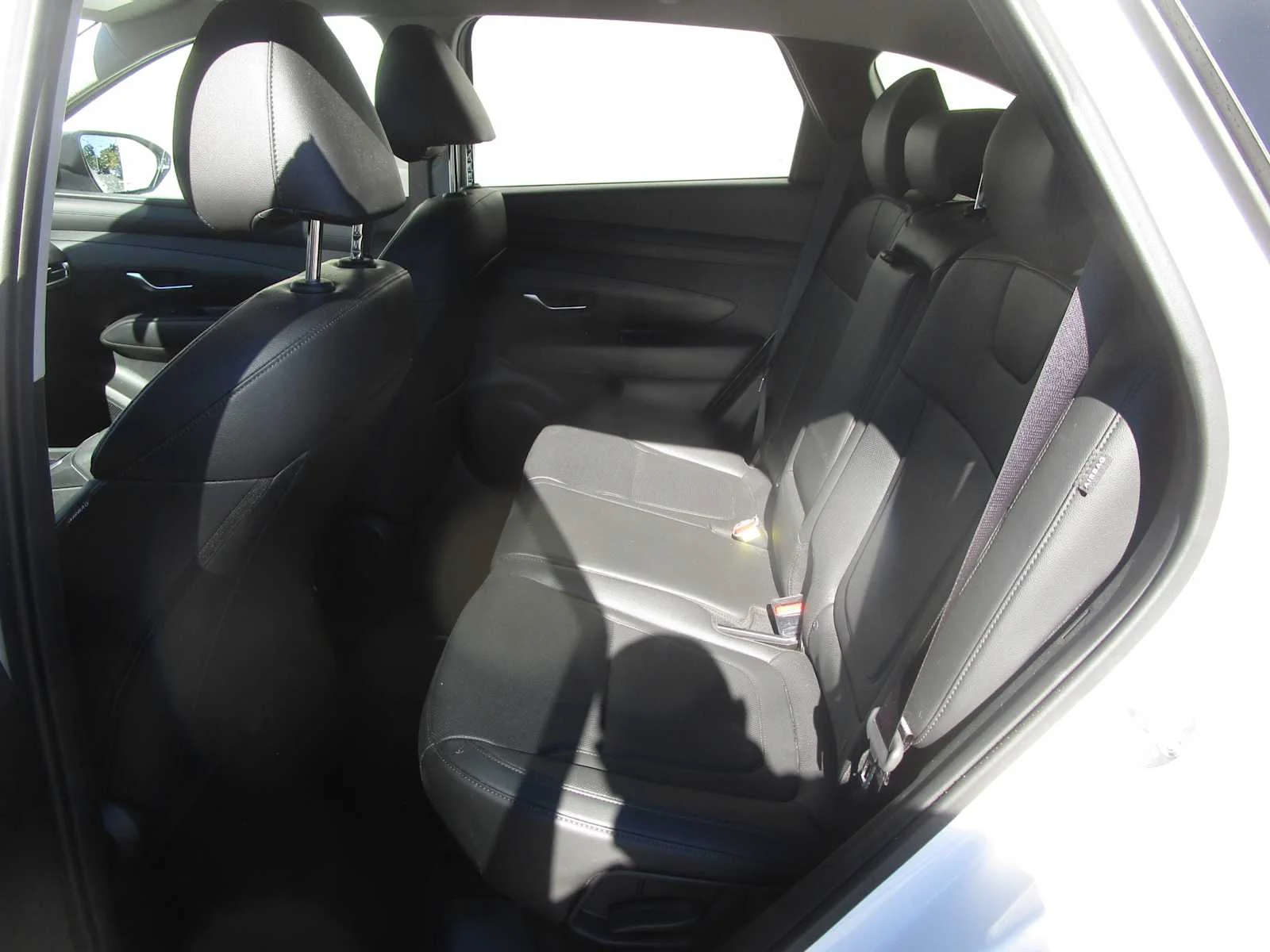 Used 2025 Serenity White Pearl Hyundai SEL Convenience image 8