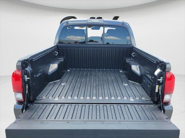 Certified Used 2023 MAGNETIC GRAY MET. Toyota  image 9