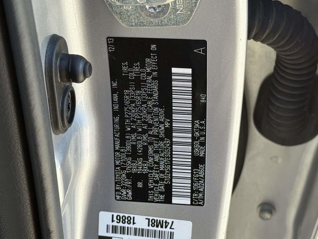 2014 Toyota Sequoia SR5 - Photo 35