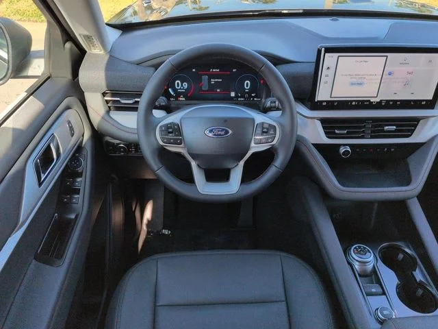 New 2026 Carbonized Gray Metallic Ford Active image 16