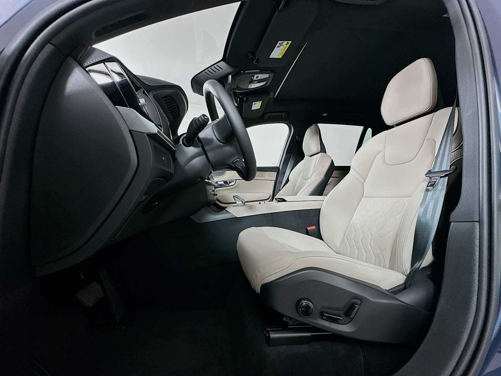 New 2026 Denim Blue Volvo Core image 19