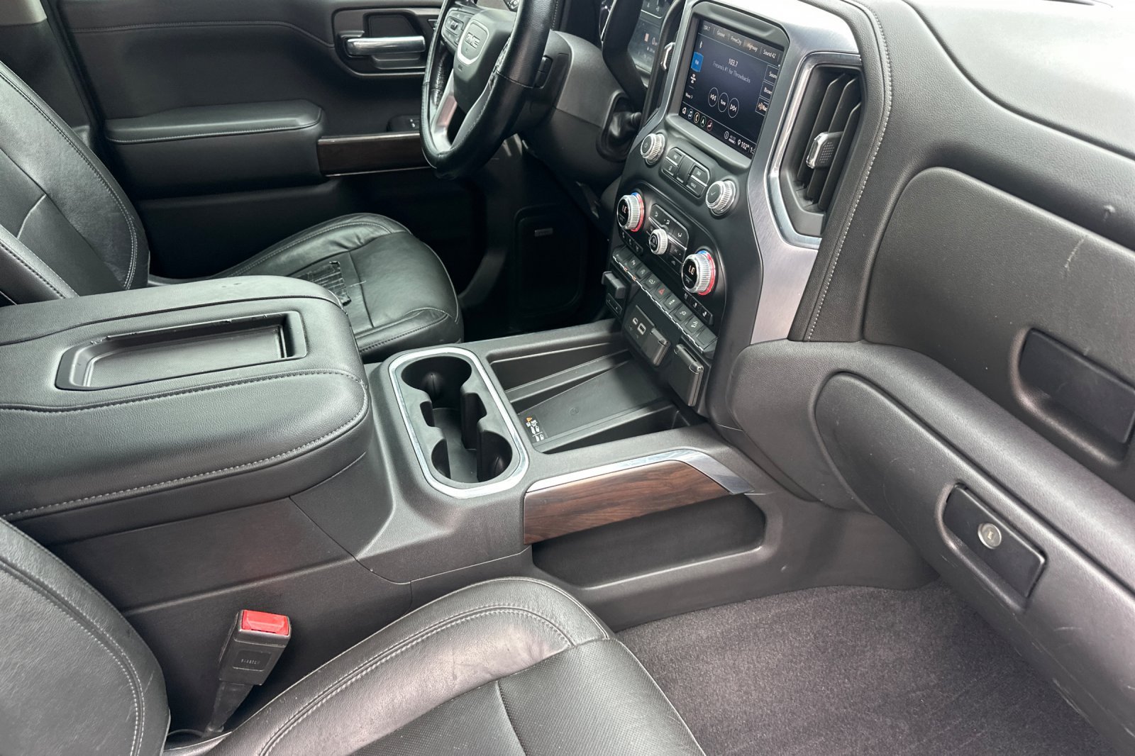 Used 2020 Blue GMC SLT image 16