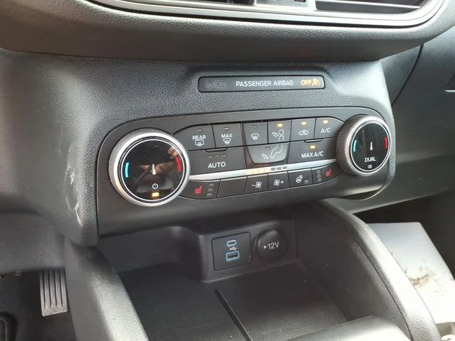 Used 2023 Gray Ford Active image 30