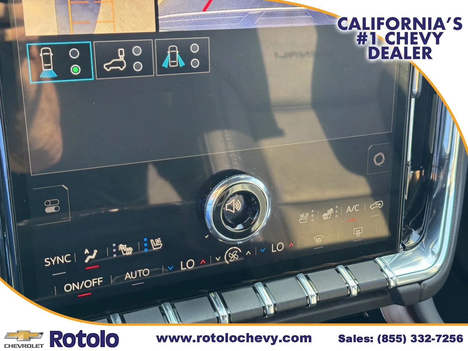 Used 2025 Summit White GMC Denali image 17