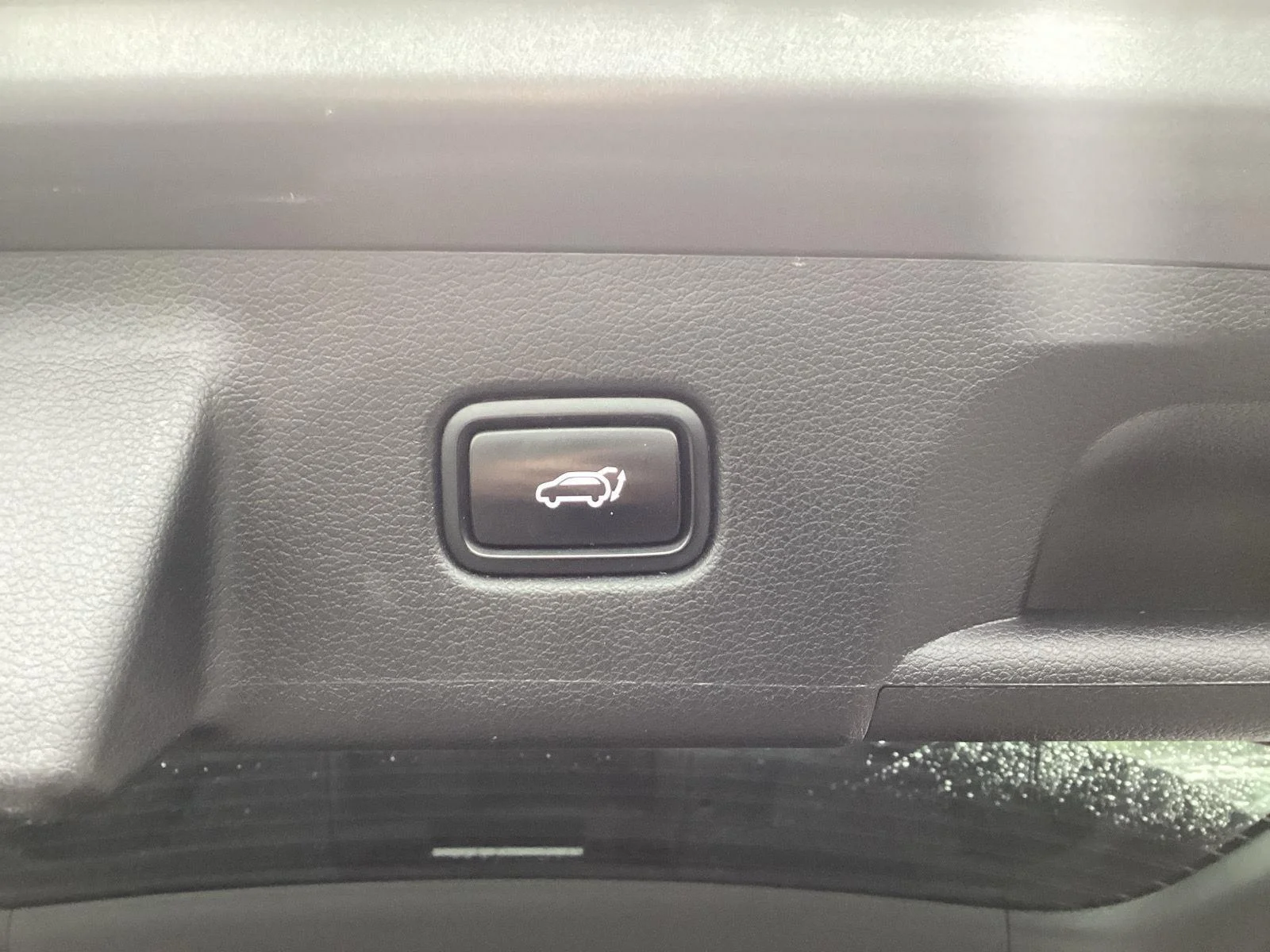 Used 2022 Steel Graphite Hyundai SEL image 8
