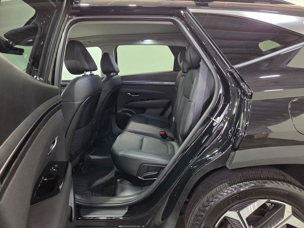Used 2022 Phantom Black Hyundai Limited image 19