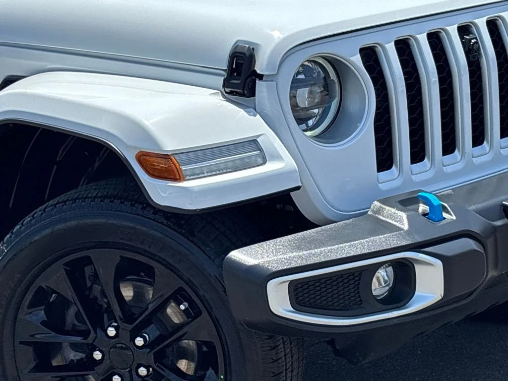 Used 2023 White Jeep Sahara 4xe image 7