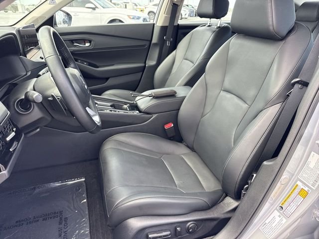 Used 2025 Silver Honda Touring image 11