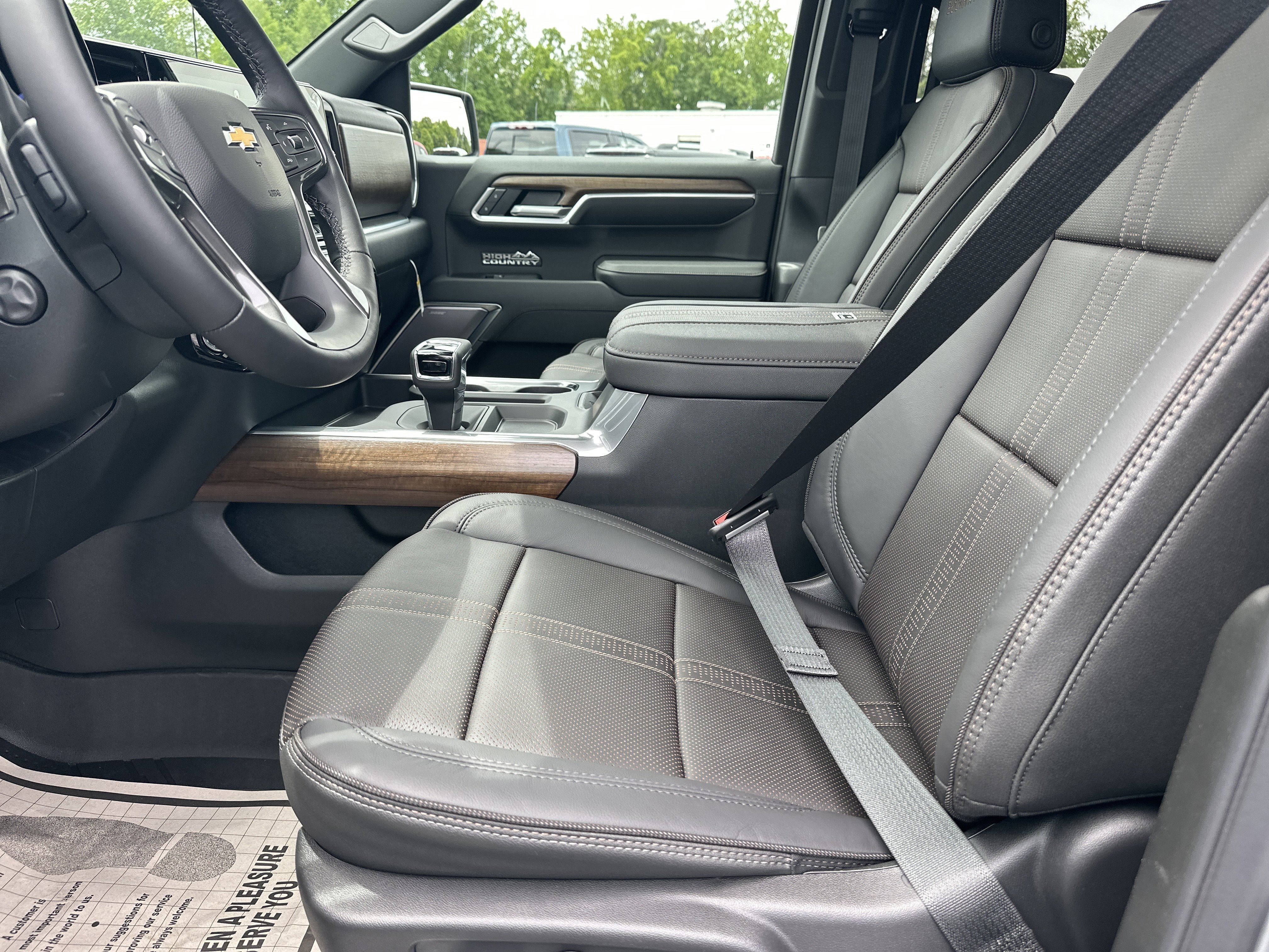 2026 Chevrolet Silverado 1500 High Country - Photo 10