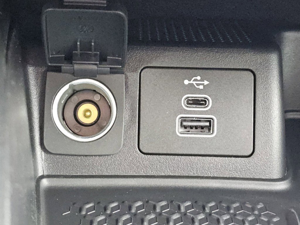 New 2026 Carbonized Gray Metallic Ford Badlands image 27