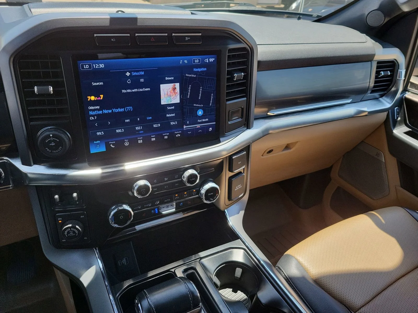 2023 Ford F-150 Lariat - Photo 13