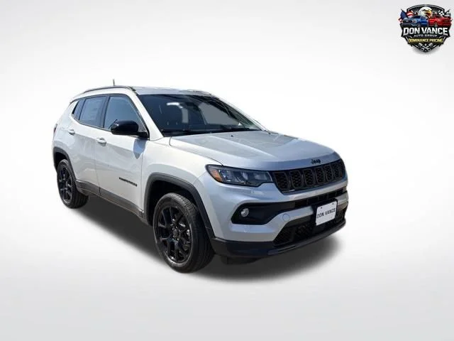 New 2026 Silver Zynith Metallic Clearcoat Jeep Latitude image 7