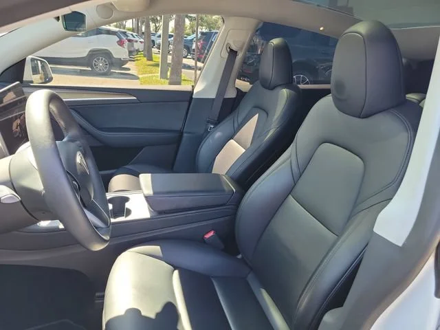 2023 Tesla Model Y Long Range - Photo 26