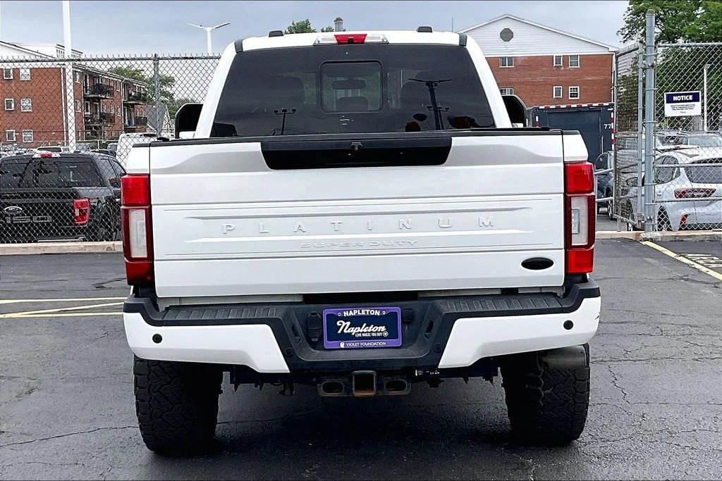 Used 2020 White Ford Platinum image 3