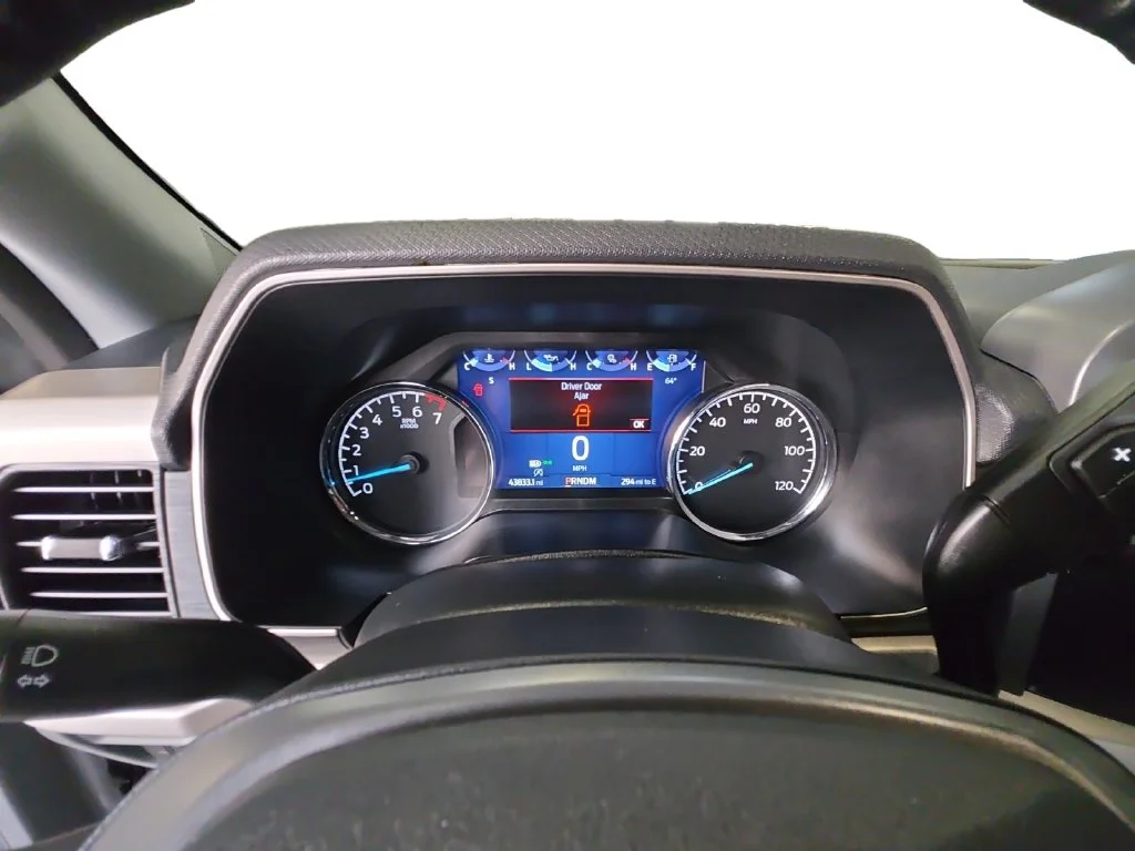 Used 2021 Silver Ford XLT image 14