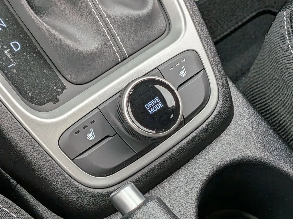 New 2026 Gray Hyundai SEL image 23