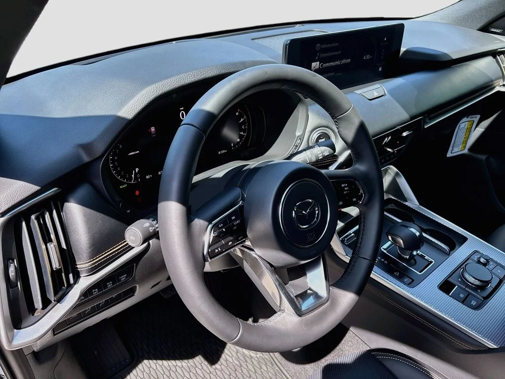 New 2026 Rhodium White Premium Mazda 3.3 Turbo Premium Plus AWD image 9