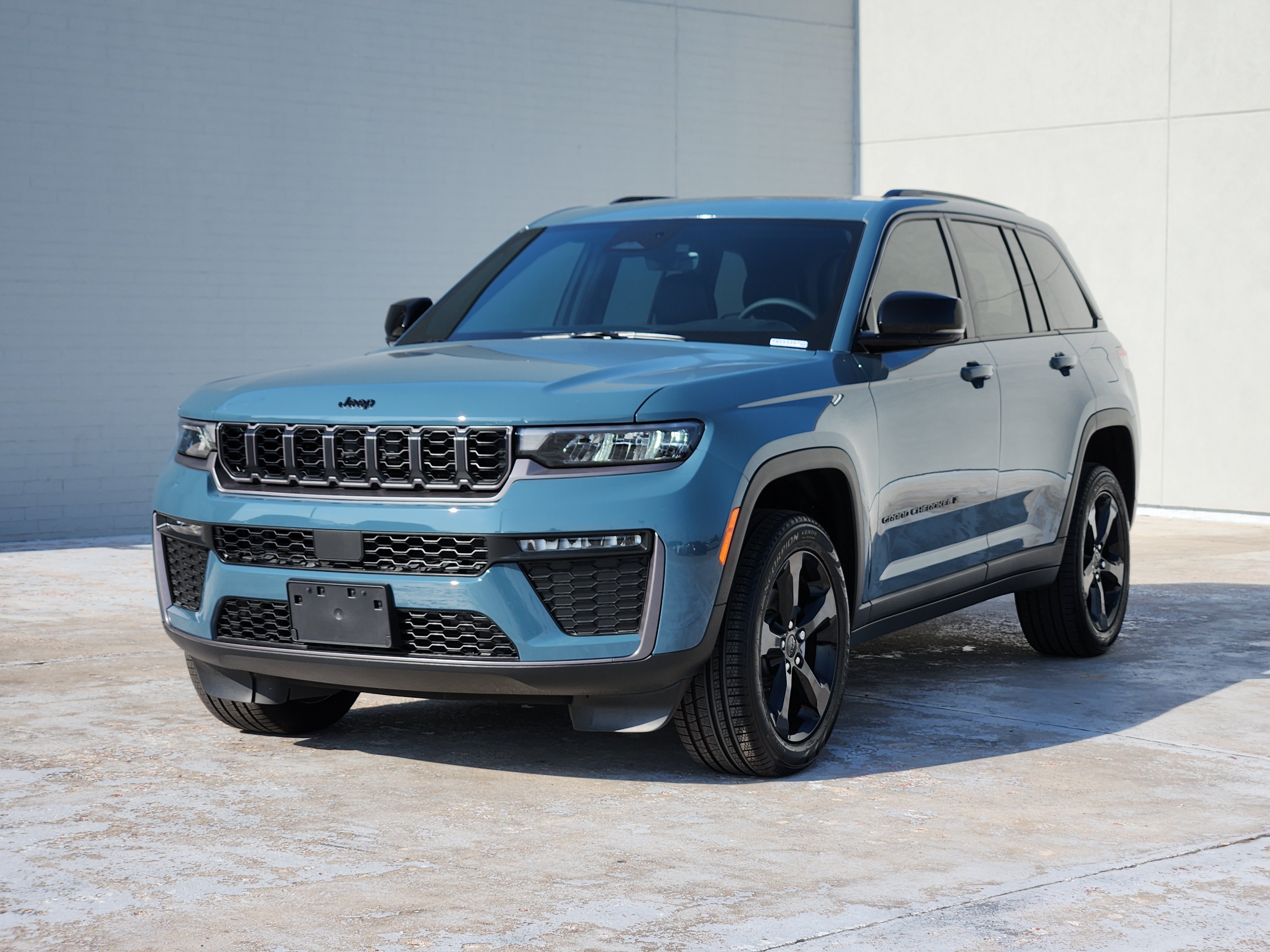 New 2026 Steel Blue Exterior Paint Jeep Limited image 2