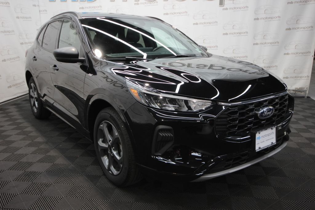 Used 2023 Black Ford ST-Line image 11