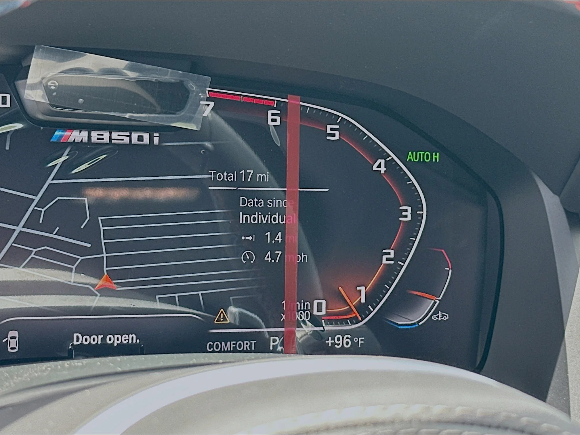 2026 BMW 8 Series M850i - Photo 9