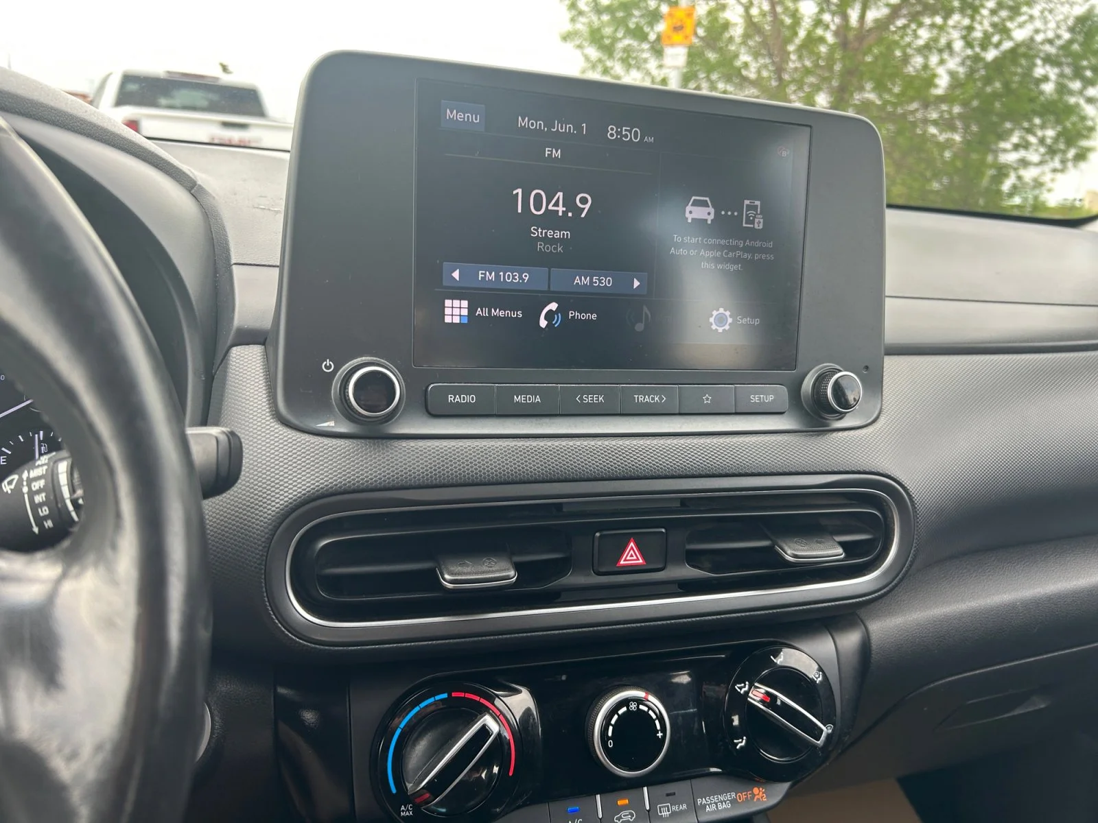 Used 2022 White Hyundai Preferred AWD image 22