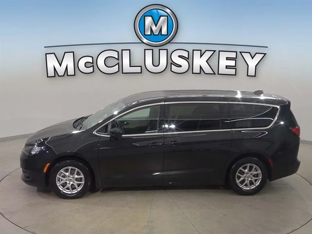 Used 2023 Black Chrysler LX image 32