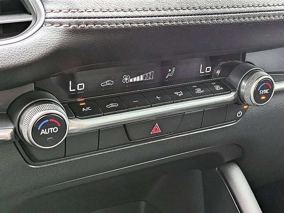 2026 Mazda Mazda3 Premium - Photo 22