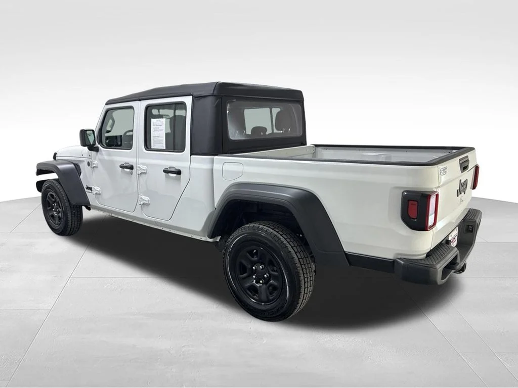 Used 2023 White Jeep Sport image 8