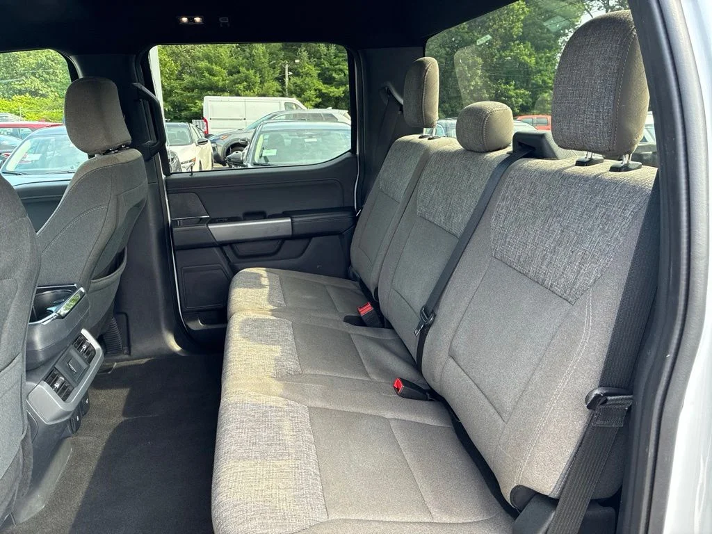 Used 2024 White Ford XLT image 19