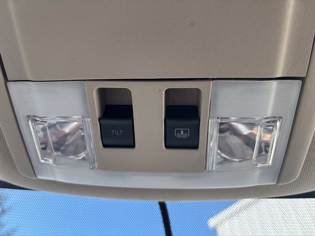 Used 2014 Blue Ford SEL image 30