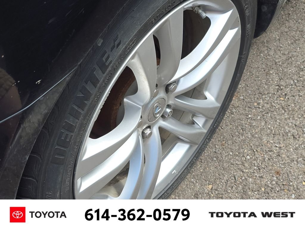 Used 2010 Black INFINITI Journey image 10