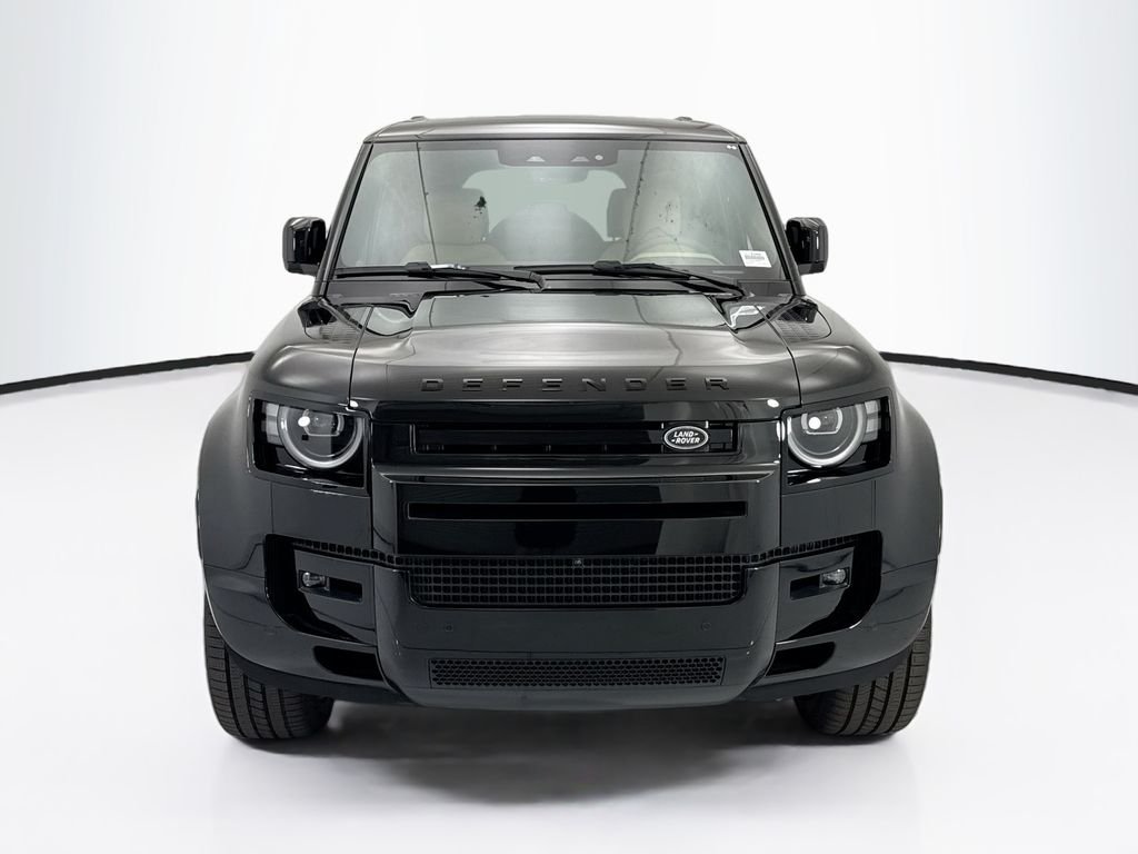New 2026 Santorini Black LAND ROVER X-Dynamic SE image 2