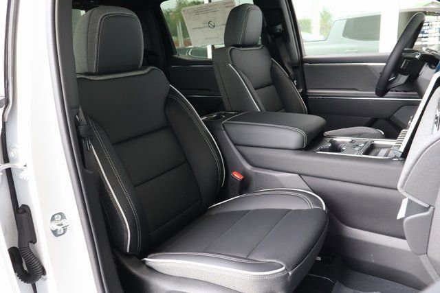 2026 GMC Sierra EV Elevation - Photo 19