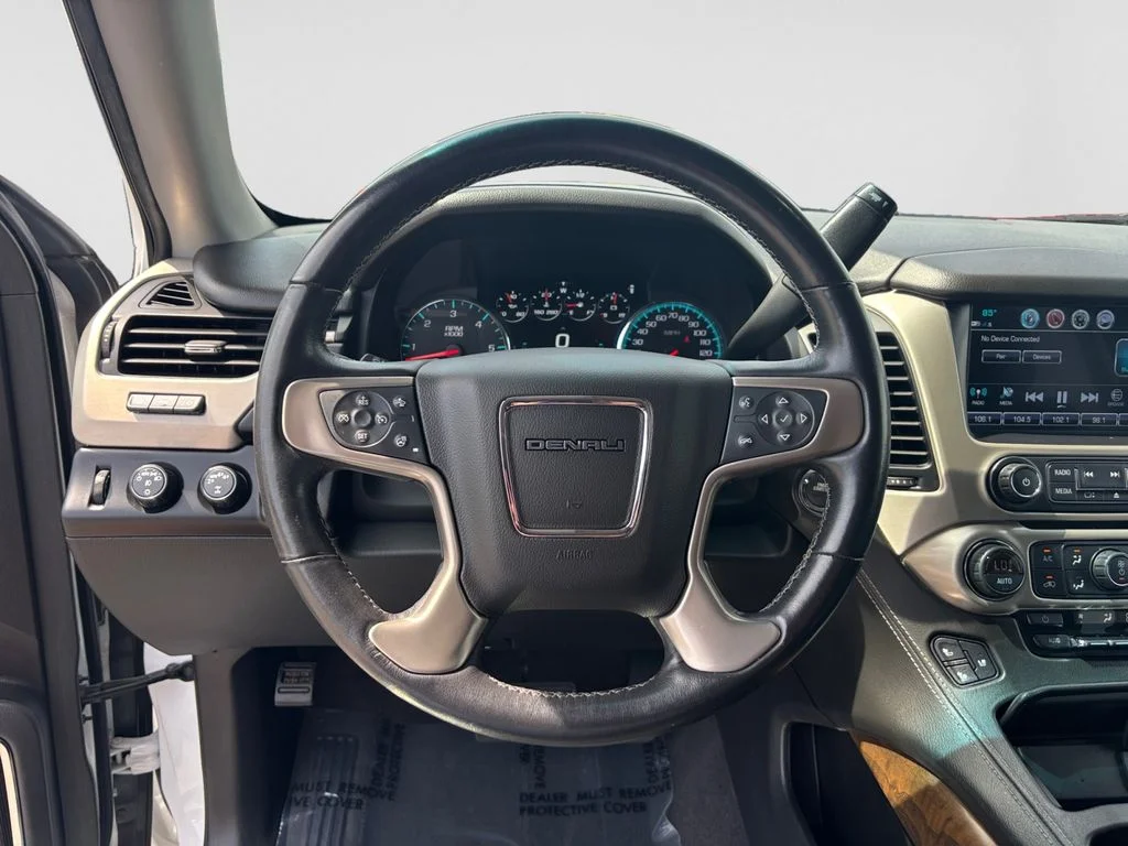 Used 2020 White GMC Denali image 11