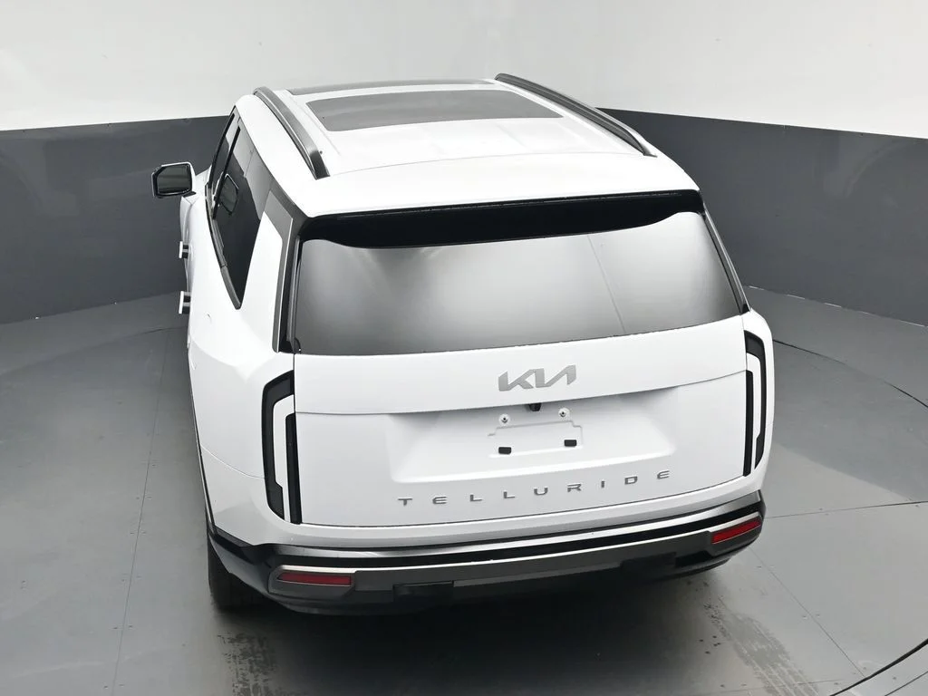 Certified Used 2027 White Kia SX image 23
