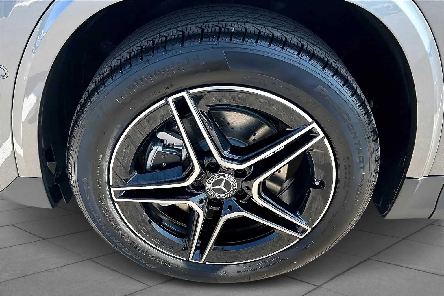 New 2026 Mountain Grey Metallic Mercedes-Benz GLA 250 image 11