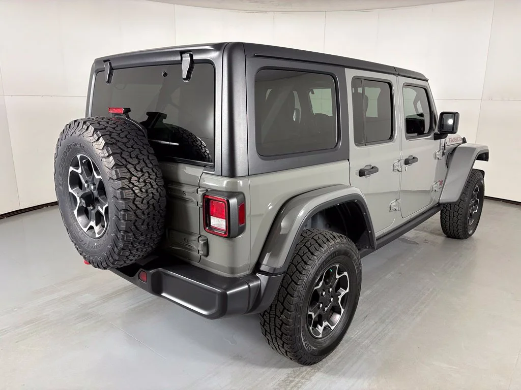 Used 2023 Gray Jeep Rubicon image 8