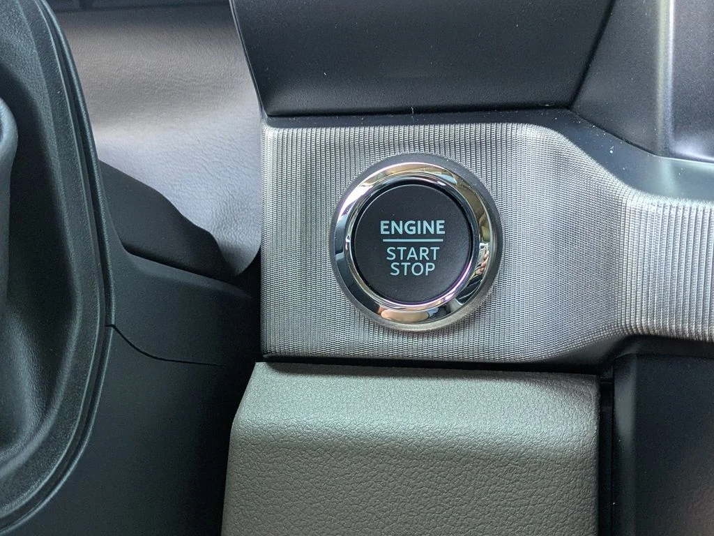 Used 2026 Gray Ford Platinum image 32