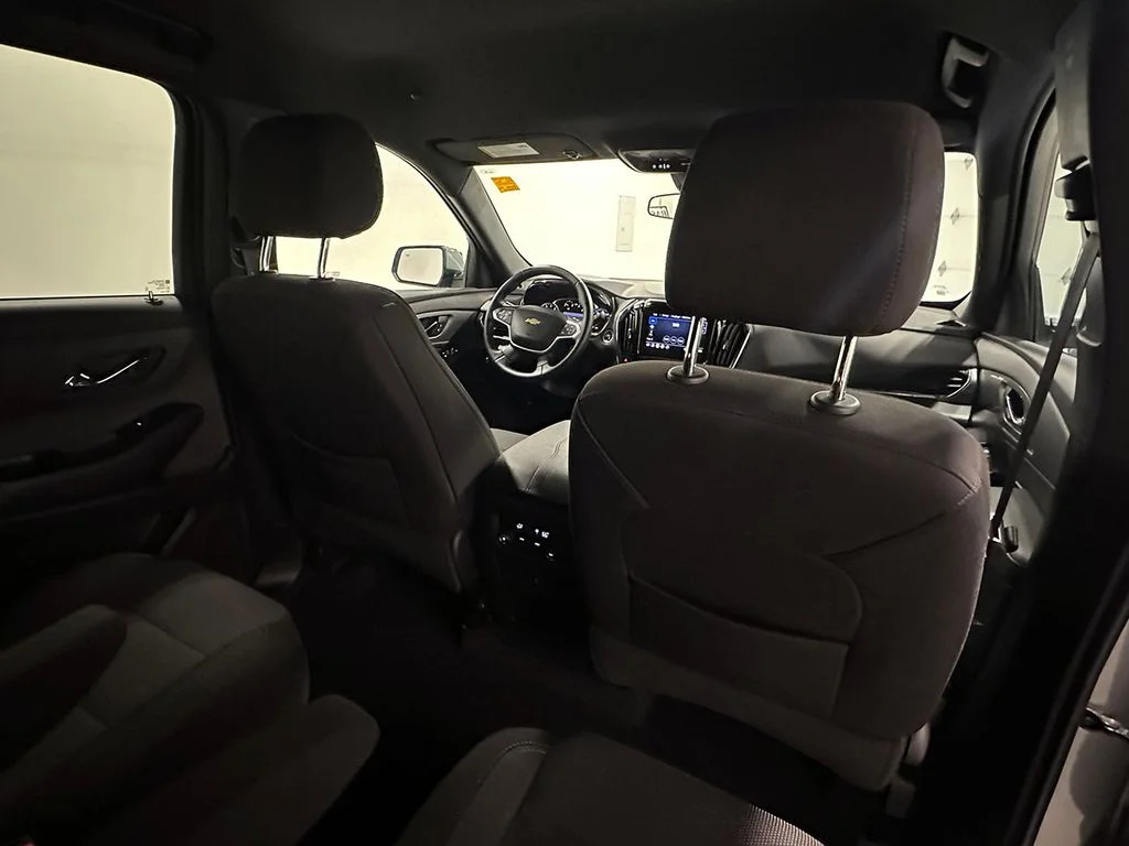 Used 2023 Gray Chevrolet LT image 26