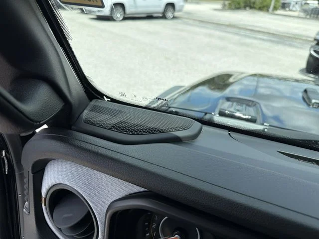New 2026 Black Clear-Coat Exterior Paint Jeep Sport S image 21