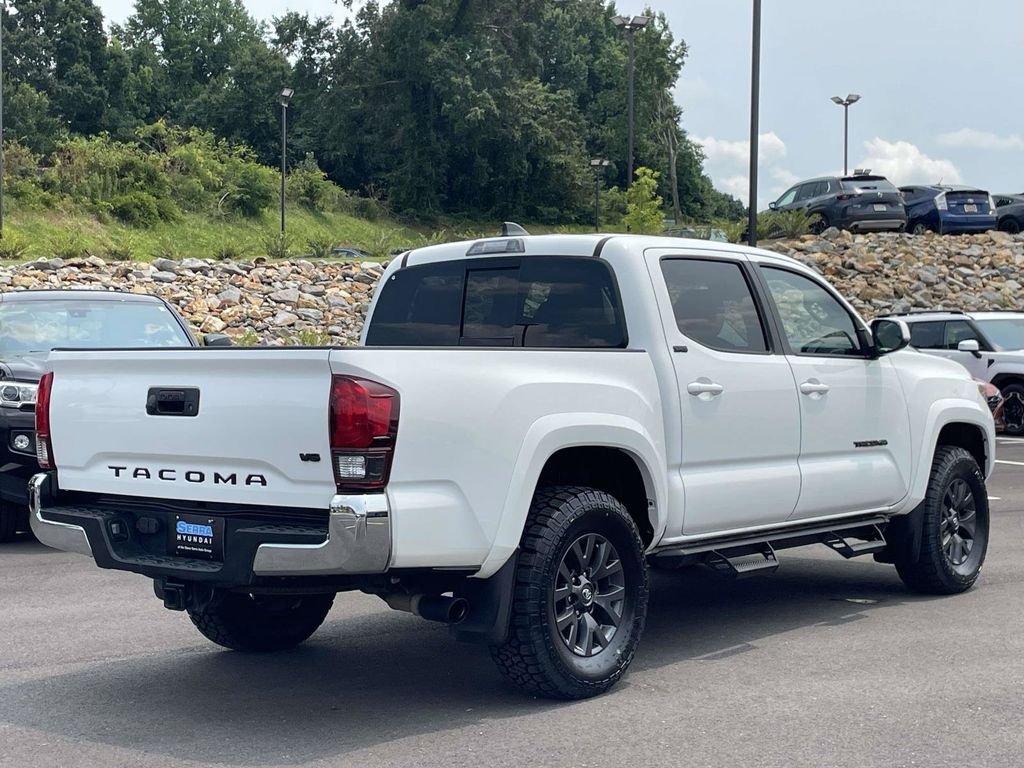 Used 2023 White Toyota SR5 image 3