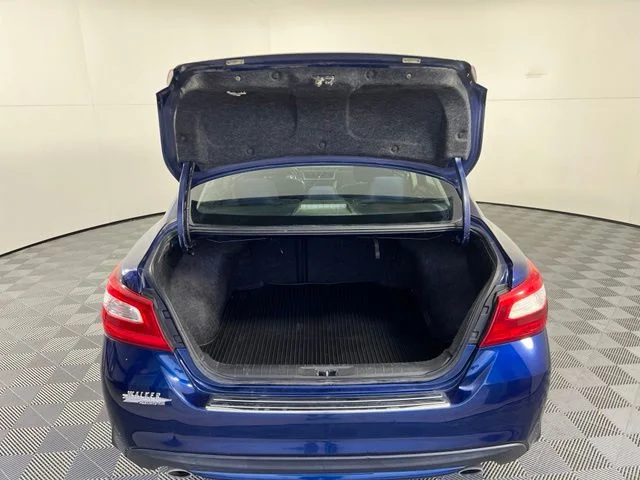 Used 2016 Deep Blue Pearl Nissan 2.5 SR image 28